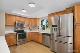 19911 34th Dr SE, Bothell, WA 98012 - Photo 7