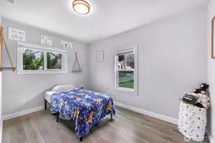 222 W Marilyn Ave, Everett, WA 98204 - Photo 11