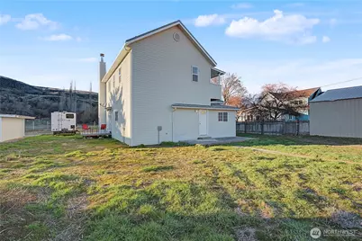 225 S D Street, Washtucna, WA 99371 - Photo 33