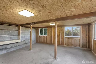 647 9th Avenue N, Edmonds, WA 98020 - Photo 31