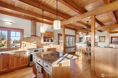 647 9th Avenue N, Edmonds, WA 98020 - Photo 5