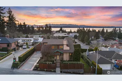 647 9th Avenue N, Edmonds, WA 98020 - Photo 1