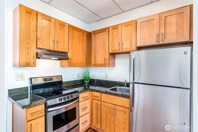 523 Pine Street #1005, Seattle, WA 98101 - Photo 7