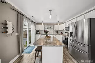 1222 Evans Ct, DuPont, WA 98327 - Photo 7