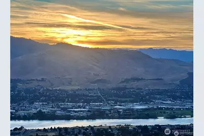 904 NE Conner Court, East Wenatchee, WA 98802 - Photo 5