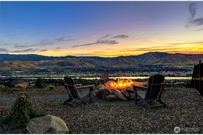 904 NE Conner Court, East Wenatchee, WA 98802 - Photo 1