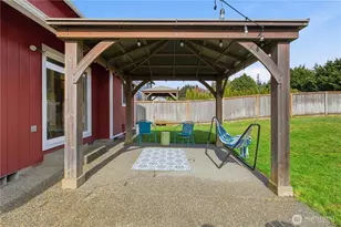 10825 211th Ave Ct E, Bonney Lake, WA 98391 - Photo 33