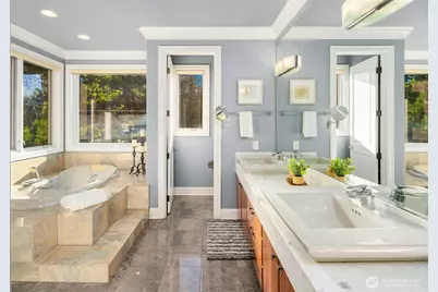 2 Crescent Key SE, Bellevue, WA 98006 - Photo 25