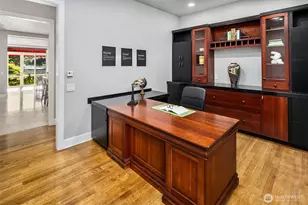 2 Crescent Key SE, Bellevue, WA 98006 - Photo 15