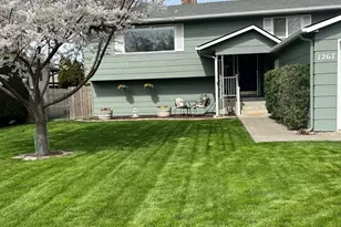 1267 SE Constitution Dr, College Place, WA 99324 - Photo 1