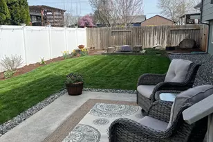 1267 SE Constitution Dr, College Place, WA 99324 - Photo 33