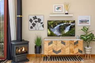 107 Jacolet Ln NW, Bainbridge Island, WA 98110 - Photo 9