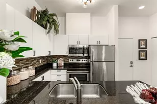 1323 Boren Ave, Seattle, WA 98101 - Photo 5