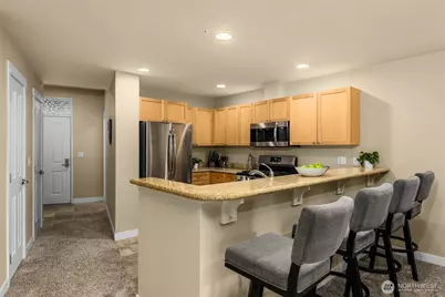 1000 Cabin Creek Lane SW #D304, Issaquah, WA 98027 - Photo 3