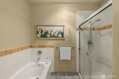 1000 Cabin Creek Lane SW #D304, Issaquah, WA 98027 - Photo 17