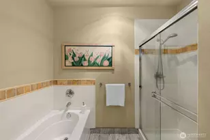 1000 Cabin Creek Ln SW, Issaquah, WA 98027 - Photo 17