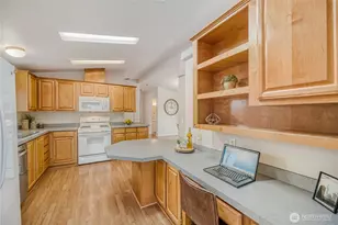 22241 SE 241st Pl, Maple Valley, WA 98038 - Photo 11