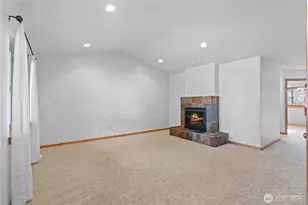 3025 Pine Ln, Sedro Woolley, WA 98284 - Photo 3