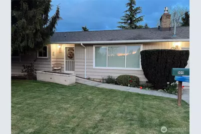 1011 15th Street NW, Puyallup, WA 98371 - Photo 1