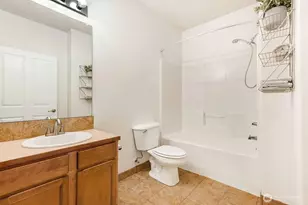 14915 38th Dr SE, Bothell, WA 98012 - Photo 7