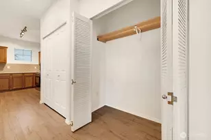 14915 38th Dr SE, Bothell, WA 98012 - Photo 9