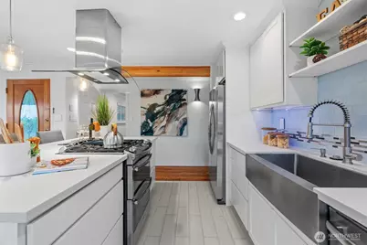 15612 38th Avenue NE, Lake Forest Park, WA 98155 - Photo 11