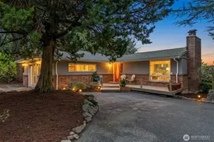 15612 38th Ave NE, Lake Forest Park, WA 98155 - Photo 1