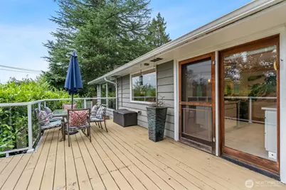 15612 38th Avenue NE, Lake Forest Park, WA 98155 - Photo 19