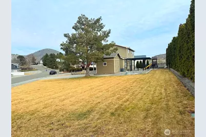 170 Lakeview Avenue, Orondo, WA 98843 - Photo 27