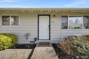 212 10th St, Snohomish, WA 98290 - Photo 7