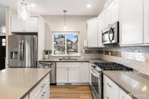 8821 S L St, Tacoma, WA 98444 - Photo 3