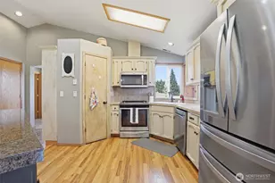 13708 NE 401st Way, Amboy, WA 98601 - Photo 17