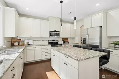 24322 229th Court SE, Maple Valley, WA 98038 - Photo 13