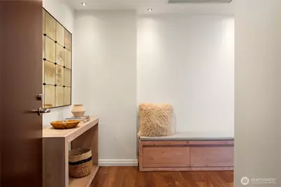 10700 NE 4th Street #2802, Bellevue, WA 98004 - Photo 17