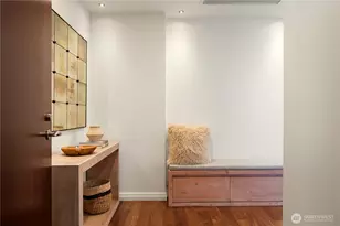 10700 NE 4th St, Bellevue, WA 98004 - Photo 17