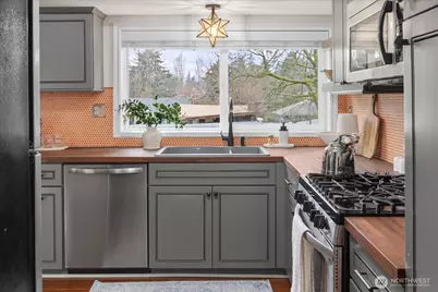 12845 7th Avenue S, Burien, WA 98168 - Photo 7