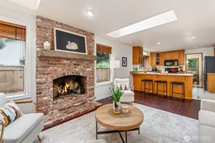 21007 Pioneer Way, Edmonds, WA 98026 - Photo 11