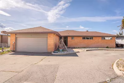 1210 N Ashland Avenue, East Wenatchee, WA 98802 - Photo 1