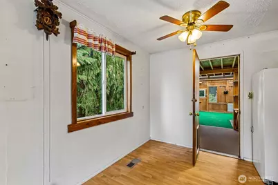 23906 60th Avenue W, Mountlake Terrace, WA 98043 - Photo 5