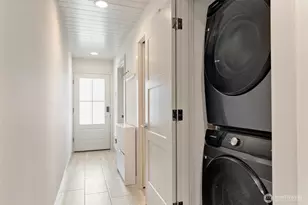 5030 Sand Point Pl NE, Seattle, WA 98105 - Photo 23