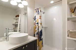 5030 Sand Point Pl NE, Seattle, WA 98105 - Photo 19