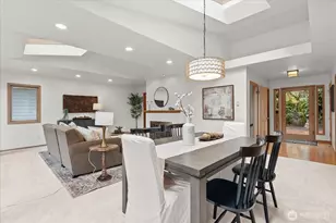 11904 Lakeside Ave NE, Seattle, WA 98125 - Photo 5