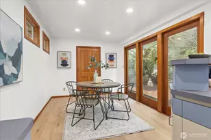 11904 Lakeside Ave NE, Seattle, WA 98125 - Photo 17