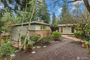 11904 Lakeside Ave NE, Seattle, WA 98125 - Photo 33
