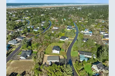 175 Wishkah Street SW, Ocean Shores, WA 98569 - Photo 25