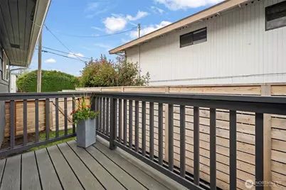 9728 57th Avenue S #A, Seattle, WA 98118 - Photo 17