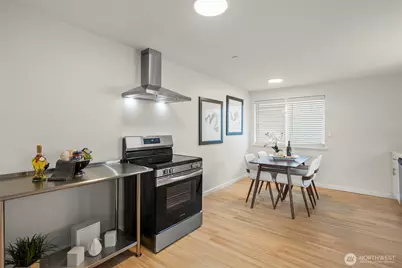 9728 57th Avenue S #A, Seattle, WA 98118 - Photo 7
