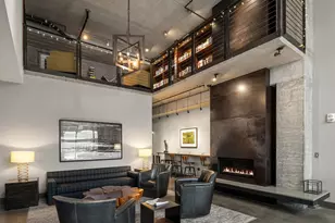 2720 3rd Ave, Seattle, WA 98121 - Photo 15