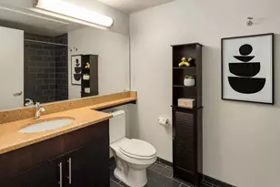 2720 3rd Ave, Seattle, WA 98121 - Photo 9