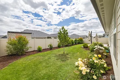 1409 Centennial Avenue, Sunnyside, WA 98944 - Photo 23